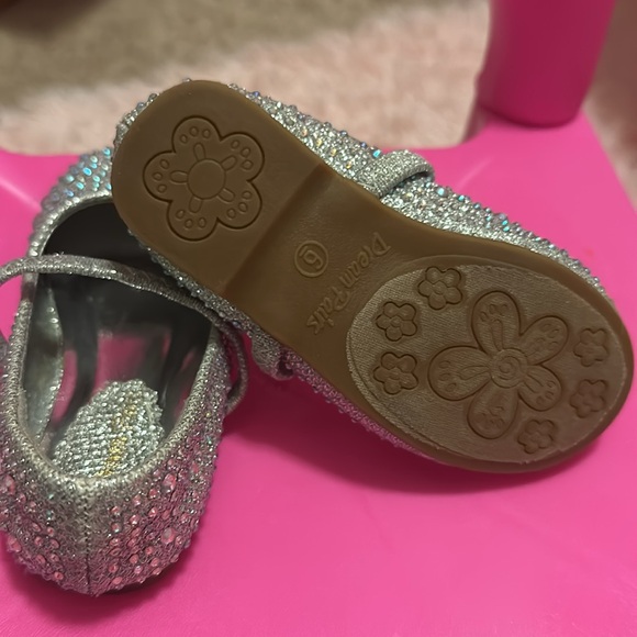 Toddler girl dress shoes silver glittery - Picture 3 of 3